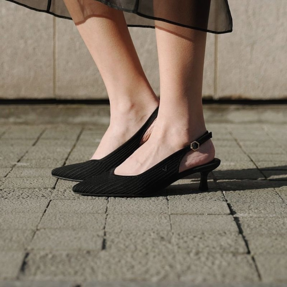 Vivaia Selena Pointed-Toe Kitten Slingback Heels Black Size 37.5 US 7